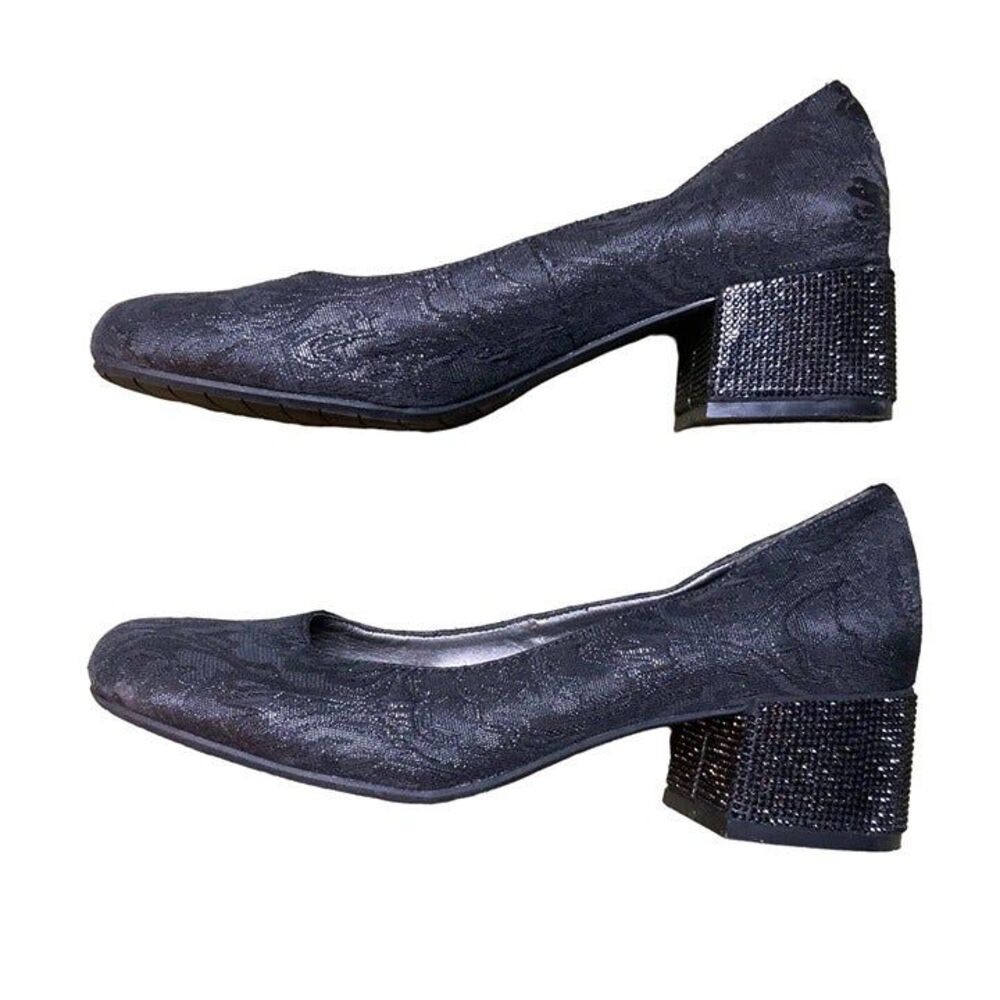 Kenneth Cole Reaction Black Block Heel Pump Heels